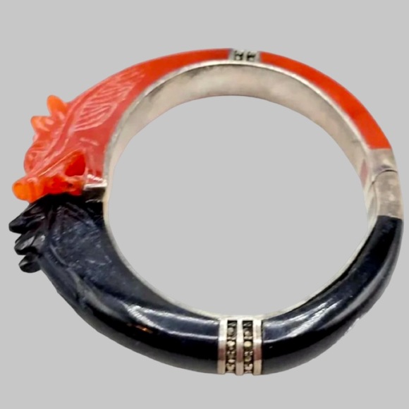 Chinese Dragon Carnelian Onyx Silver Bangle - Picture 6 of 15